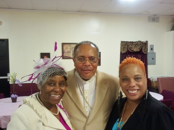 (l-r) Lady & Bishop Tucker, Juan Stroman